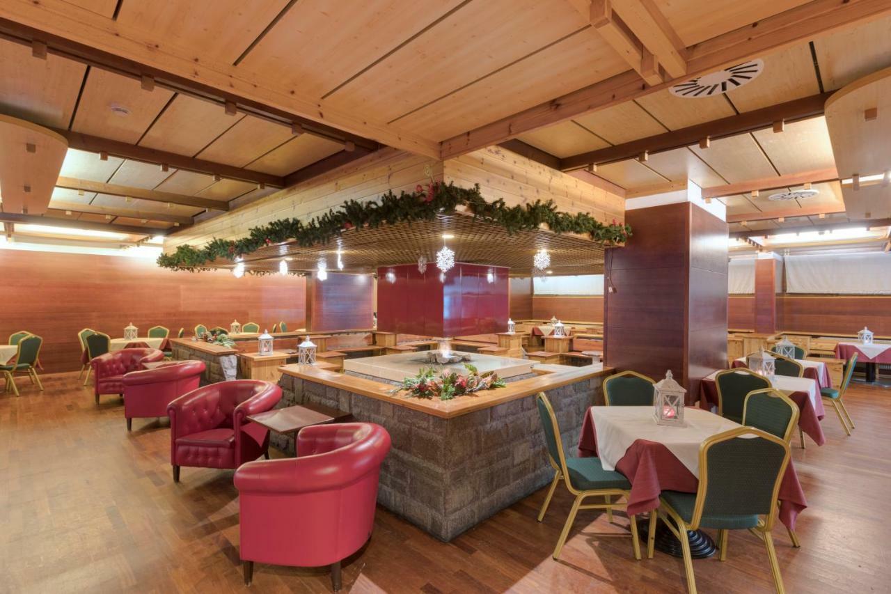 Hotel Club Regina E Fassa مازين المظهر الخارجي الصورة